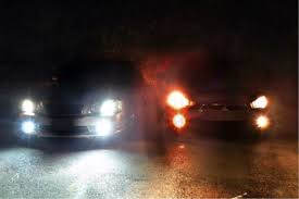 Mentol yang satu lagi tidak menyala. Guna Lampu Hid Boleh Dipenjara 6 Bulan Denda Rm2 000