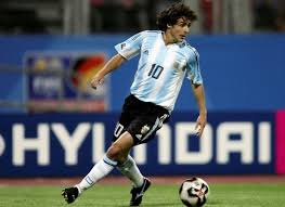 As a last name aimar was the 126,765 th most popular name in 2010. Pablo Aimar Biography Family Career Net Worth Height Other Measurements Richathletes