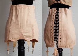 Epingle Sur Lingerie Ancienne