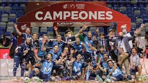 Escalação volante pode ser primeiro capitão brasileiro a erguer liga dos campeões. Movistar Inter Campeon De Liga