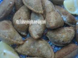 Bourek Laajina Algerien A La Farine Complete Wholemeal Algerian Style Samosas Samosa Algerian Recipes