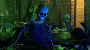This is often caused by illnesses such as hiv/aids or by cancer treatment. Why Beetlejuice 2 Has A Lot To Live Up To Den Of Geek