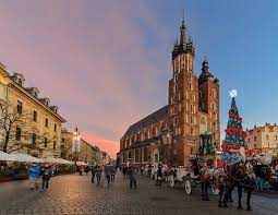 Последние твиты от cracovia (@mkscracoviassa). Piazza Del Mercato Cracovia Picture Of Sos Travel Tour Operator Krakow Tripadvisor