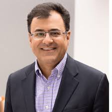 Karan Bhatia's Instagram, Twitter & Facebook