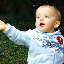 Ce papa somnambule a un reflexe incroyable dès qu'il entend pleurer son bébé. A Quel Age Bebe Parle Conseil Developpement Parole Du Bebe