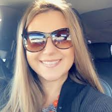 Jodi Gore's Instagram, Twitter & Facebook