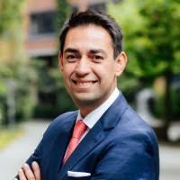 300+ profilů „Mankarious“