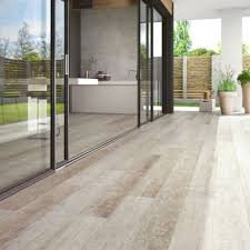 Epingle Par Ines Benhassine Sur Brise Vue Voisin Sam Maison Maison Contemporaine Maison Moderne