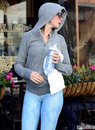 Unfortunately, that's what happened to these celebrity ladies. Camel Toe Pics Young Bald Pussy In Tight Panties Amateurscrush Com
