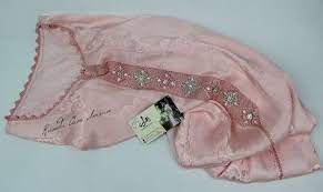 جوهرة بالراندة من أعمالي بنص الطوق مطروز بالصم والعقيق المهرس على الكوزة moroccan clothing fashion caftan