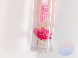 Sheer, buildable and long lasting color. E L L Y B E R R Y Review Glamfox Fleurissant Lip Glow Lip Gloss
