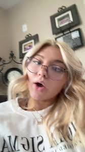 obsessed with this song sorry