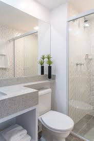 Banheiro Compacto Em 2020 Decoracao Banheiro Pequeno Decoracao Do Banheiro Porcelanato Banheiro
