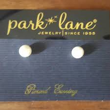 Poshmark.com has been visited by 100k+ users in the past month Best Park Lane Pearl Earrings For Sale In Reno Nevada For 2021