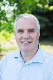 The Intuitive in You: How to Control Your Energy Field, Heal with Energy,  Work with Angels, and More: Burford, Christopher Alexander: 9781532031960:  Amazon.com: Books