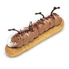 Fauchon Quelle Celebre Patisserie Francaise Reconnaissez Vous Dans Cet Eclair A Decouvrir En Ce Moment Au 2 Dessert Shop Culinary Desserts Eclair Recipe