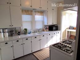 painting kitchen cabinets white