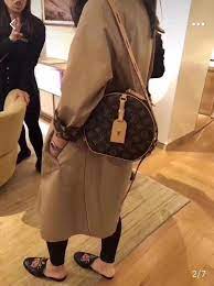 We did not find results for: Louis Vuitton Lv Boite Chapeau Souple Woman Bag Round Box Case Monogram Louisvuittonhandba Louis Vuitton Handbags Louis Vuitton Bag Outfit Louis Vuitton Artsy