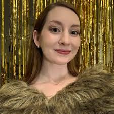 Katherine Roche's Instagram, Twitter & Facebook