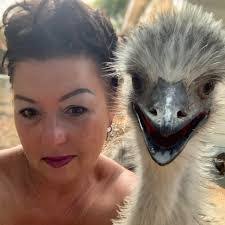 Jodi Sadler's Instagram, Twitter & Facebook