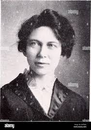 Nellie Collins's Instagram, Twitter & Facebook