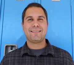 Parrots Take the Lead to College