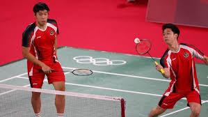 Federasi bulu tangkis dunia, bwf, mengunggah dua foto kevin sanjaya dan marcus gideon sekaligus menyebut. Ijk9 4sk8njanm