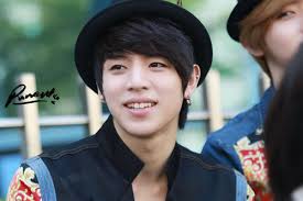 He gained popularity on his first leading role in the film, 'the king and the clown. K Pop Point C Clown