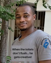 Last week, Diane Teague set up a beautiful display of handmade Haitian  items at an event in Washington and we're so grateful! 🇭🇹✨ Every sale  helps fund educationand meaningful work for Haitian