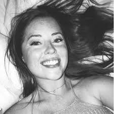 Erin Mckenzie's Instagram, Twitter & Facebook