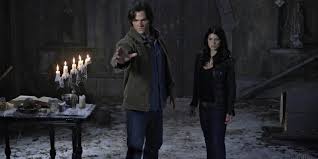 He rose to fame after winning the show 'claim to fame contest.' he has starred in the hit comedy series 'gilmore girls' and is best known for his performance as 'sam winchester' in the horror television series 'supernatural.' Jared Padalecki Traf Seine Frau Auf Supernatural Jetzt Spricht Sie Uber Die Zusammenarbeit Beim Neustart Von Walker Nach Welt
