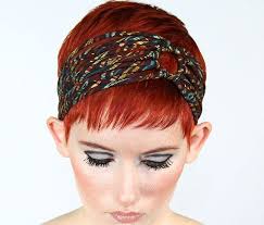 A chequered hair history and determined to get it right this time? 1000 Ideas About Headbands For Short Hair On Pinterest Headband Headbands For Short Hair Headbands For Women Short Hair Accessories