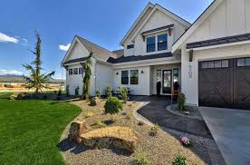 This Stunning Modern Farmhouse In Idaho Will Take Your Breath Away Dream House Exterior Modern Farmhouse Lakefront Homes