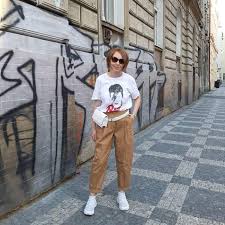 Urban fashion is a style associated with urban culture , especially among the young people. Urban Style Style Guide And Capsule Wardrobe For Urban Style Personality