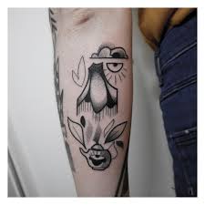 A Adopte Beaucoup Dau Flash Inconnue Jaimerais Lampe Skull Tattoo Cool Designs Tattoos