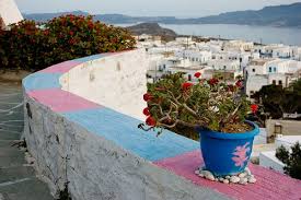 Pláka is the old historical neighborhood of athens, clustered around the northern and eastern slopes of the acropolis, and incorporating lab. Milos Kastro Mapio Net
