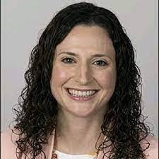 Lisa Mino's Instagram, Twitter & Facebook