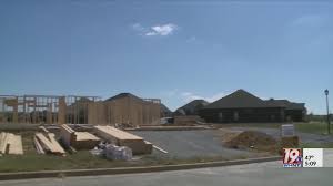 With many of us now spending most of our time indoors, images of lavish celebrity homes in magazines seem to taunt us with their expansiveness. Drake State Partners With Free Homebuilding Academy To Offer College Credit Chip Away At Trade Workforce Deficit Whnt Com