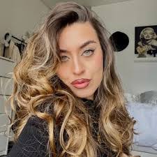 Carlos Picazo's Instagram, Twitter & Facebook