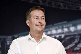 Kasper hjulmand gives an emotional press conference after demarks' opening game at euro 2020, play was suspended after christian eriksen collapsed on the. Kasper Hjulmand Holder Oplaeg I Randers Til Fordel For Bornecancerfonden At Glaede Andre Er Med Til At Give Det Jeg Gor En Storre Mening Ugeavisen Dk
