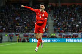 Toda la información de kieffer moore (kieffer moore), jugador del desconocido en as.com. Moore Hoping To Guide Wales To Euro 2020 Just Nine Months After Fracturing Skull Times Series