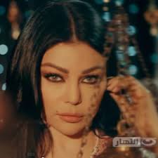 Listen to مدحت صالح ليه خايفة منى خايف عليكى اغنية فيلم مترو by Hassan  Shaaban in 90/80 playlist online for free