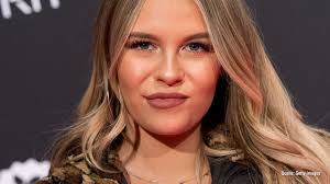 Dagi bee is a famous german youtuber and actor. K3pzgwnhmvwwsm