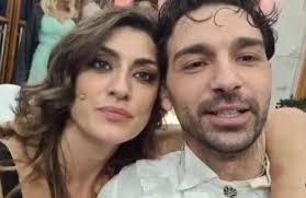 Ma fu un fuoco di paglia. Raimondo Todaro Ha Una Nuova Fiamma Anche Lei E Un Volto Noto Della Tv