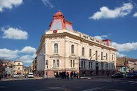 It was founded in 1948, based on the older industrial college (1920). Universitatea TehnicÄƒ Cluj Napoca