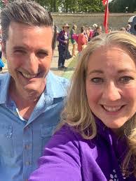 Anna Whitfield's Instagram, Twitter & Facebook