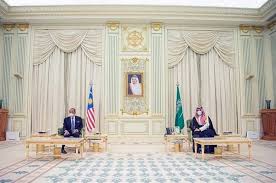 The prime minister of malaysia allocates ministerial positions, chairs the cabinet, determines the timing of elections, and also acts as the government's chief spokesperson. Crown Prince Malaysian Pm Witness Signing Of 3 Agreements Saudi Gazette