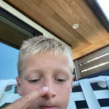 Neill Duffy's Instagram, Twitter & Facebook