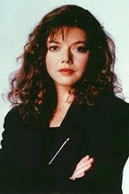 Catherine Disher's Instagram, Twitter & Facebook