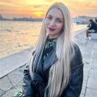 200+ "Andreea Ungureanu" profiles